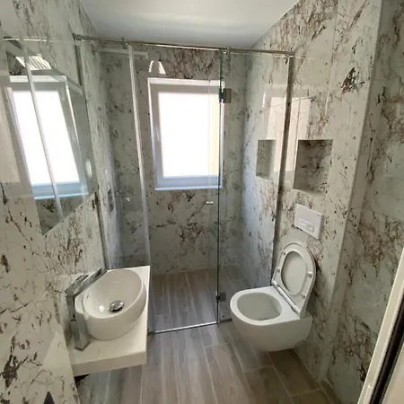 Apartment E Tirana